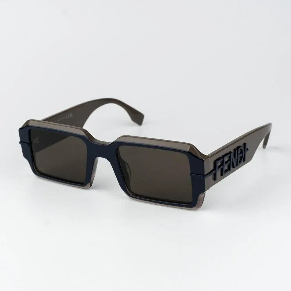 Fendi FENDIGRAPHY Men Sunglasses Rectangle Brown FE40073U 50E NEW AUTHENTIC